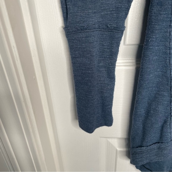 Free People We the Free Turtleneck Top Split Back in Blue Oversized S - Picture 9 of 12
